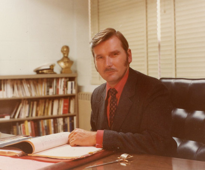 Professor Dwight Gardstrom